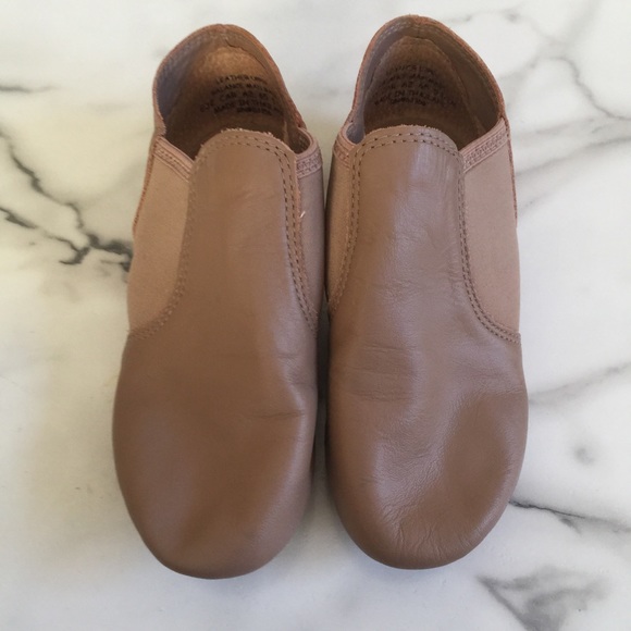 Capezio | E-Series Jazz Slip On - Picture 2 of 8